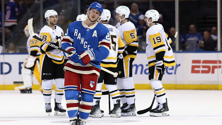 Pittsburgh Penguins v New York Rangers