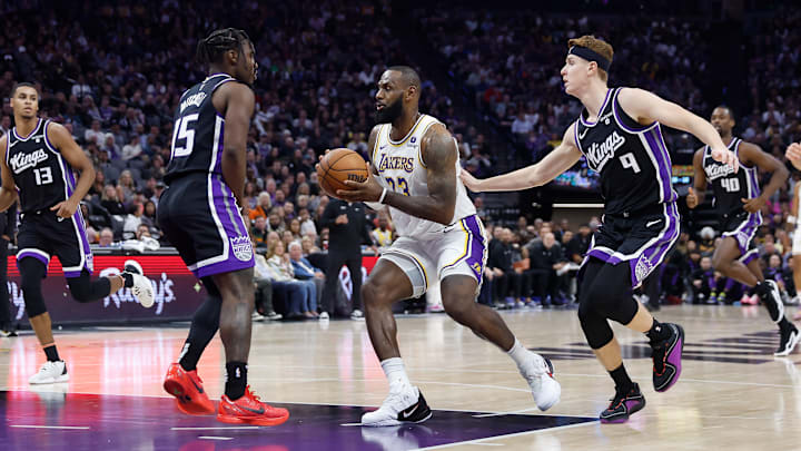 Los Angeles Lakers v Sacramento Kings