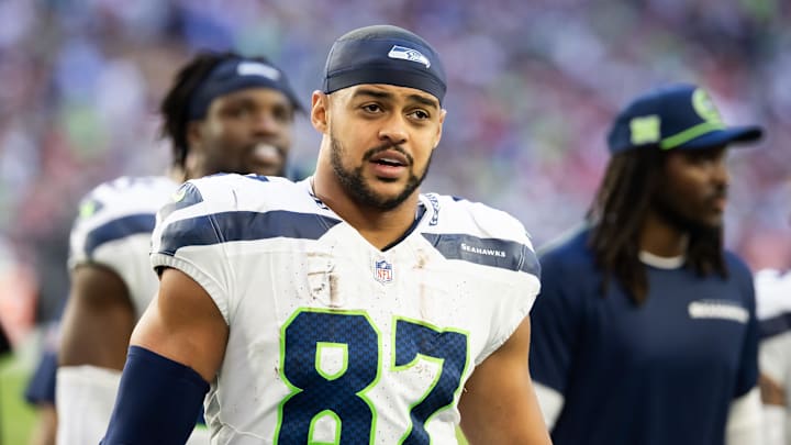 Dec 8, 2024; Glendale, Arizona, USA; Seattle Seahawks tight end Noah Fant (87) against the Arizona Cardinals at State Farm Stadium. Mandatory Credit: Mark J. Rebilas-Imagn Images