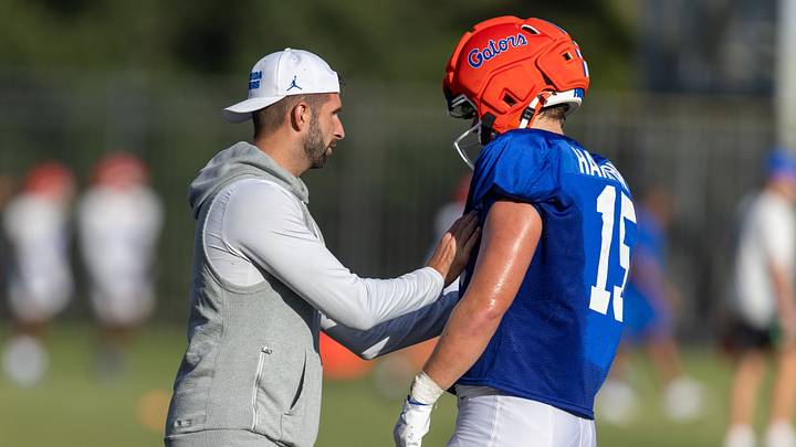 Florida tight end Luke Harpring (15) gets instruction during Florida Football Fall camp practice availability at Heavener Football Training Center in Gainesville, FL on Friday, August 7, 2026. [Alan Youngblood/Gainesville Sun]