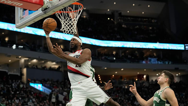 Portland Trail Blazers v Milwaukee Bucks