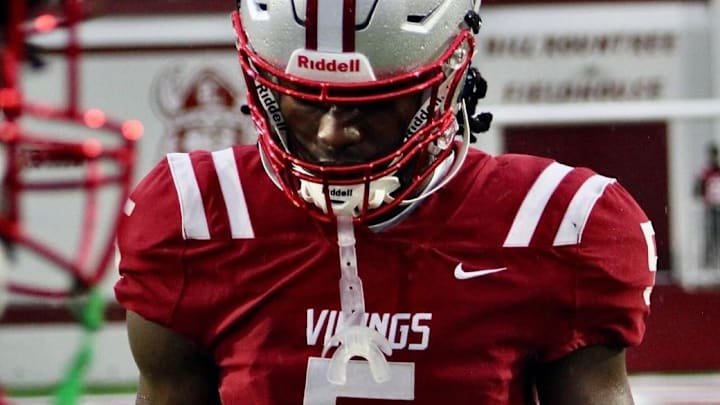 Lowndes is one of the hottest teams in the state of Georgia, but can they top one of the state's most consistent playoff powers - Buford. Read our analysis and prediction below.