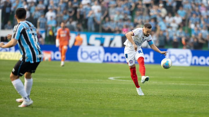 Everton Ribeiro é o maestro do time de Rogério Ceni Everton Ribeiro é o maestro do time de Rogério Ceni