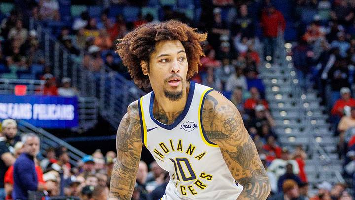 Indiana Pacers guard Kelly Oubre Jr. (10) dribbles against New Orleans Pelicans during the first half at Smoothie King Center on Oct. 21, 2026.