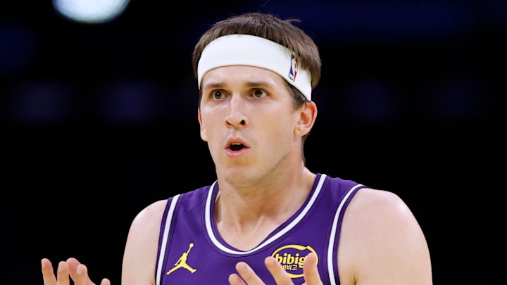 Los Angeles Clippers v Los Angeles Lakers