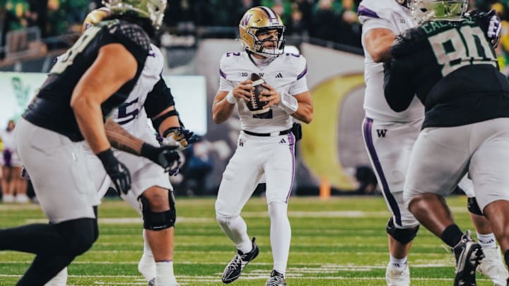 Demond Williams Jr. is shown in his first start against Oregon. 