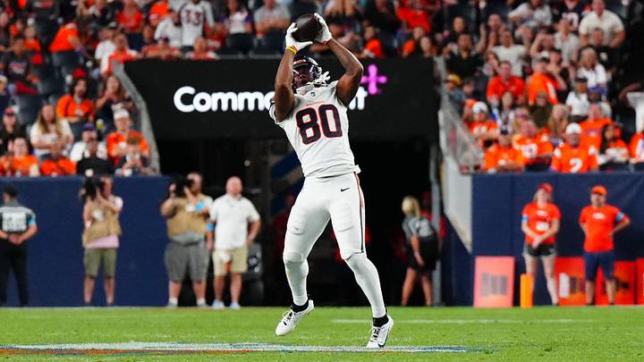 Aug 28, 2026; Denver, Colorado, USA; Denver Broncos tight end Justin Joly (80) pulls in a reception for a touchdown in the second half during a preseason game against the Minnesota Vikings at Empower Field at Mile High. Mandatory Credit: Ron Chenoy-Imagn Images Aug 28, 2026; Denver, Colorado, USA; Denver Broncos tight end Justin Joly (80) pulls in a reception for a touchdown in the second half during a preseason game against the Minnesota Vikings at Empower Field at Mile High. Mandatory Credit: Ron Chenoy-Imagn Images