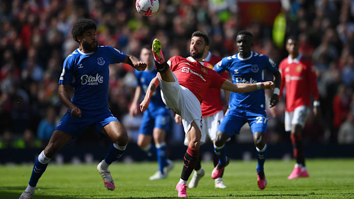 Bruno Fernandes starred in a deeper role against Everton