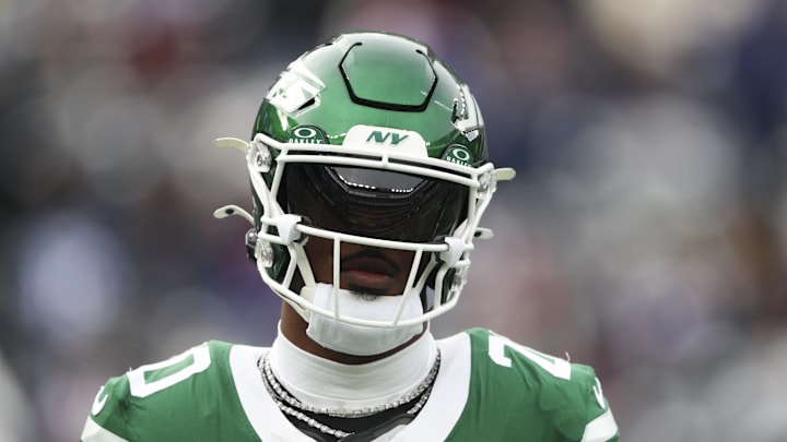 Dec 28, 2025; East Rutherford, New Jersey, USA; New York Jets running back Breece Hall (20) prior to the game against the New England Patriots at MetLife Stadium. Mandatory Credit: Vincent Carchietta-Imagn Images