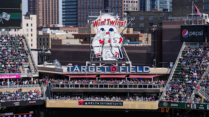 Houston Astros v Minnesota Twins