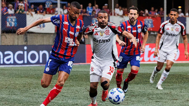 O uruguaio De La Cruz pode ser uma das novidades no time titular do Flamengo contra o Bahia