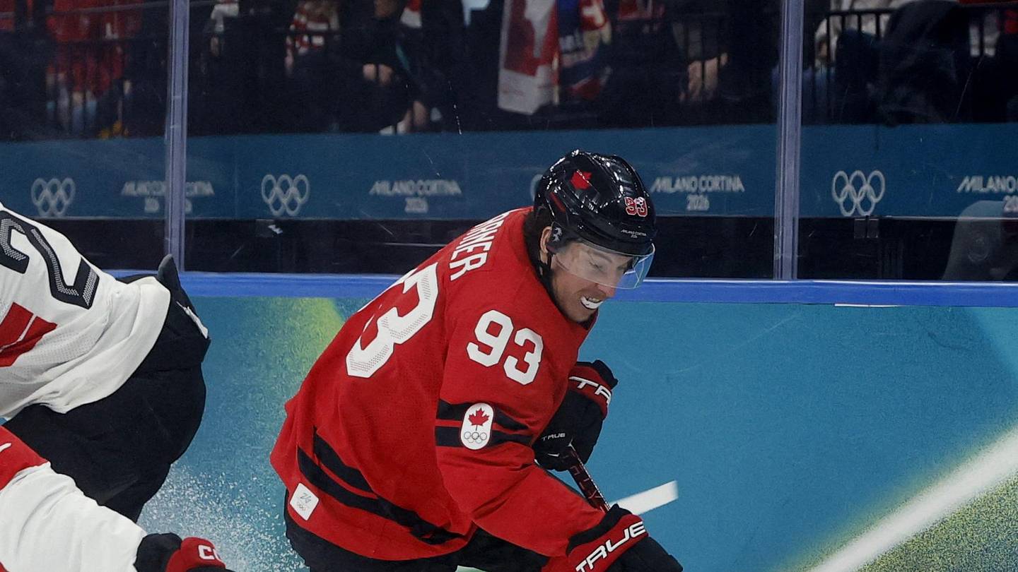 How are the Nashville Predators doing at the Ice Hockey World Championship?