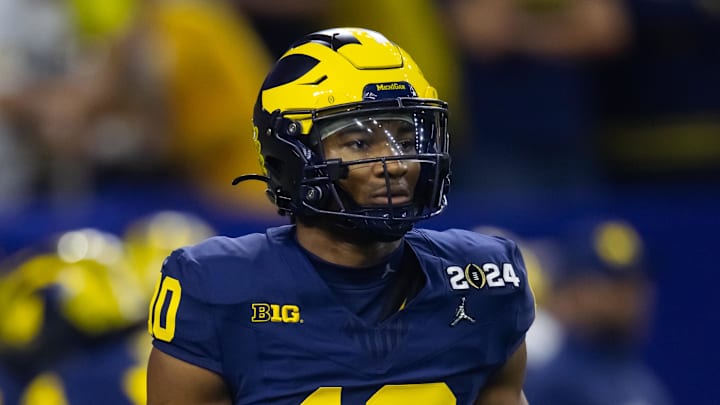 Jan 8, 2024; Houston, TX, USA; Michigan Wolverines quarterback Alex Orji (10) against the Washington