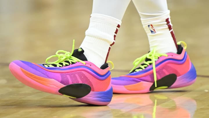 Donovan Mitchell wears the adidas D.O.N. Issue 6. Donovan Mitchell wears the adidas D.O.N. Issue 6.