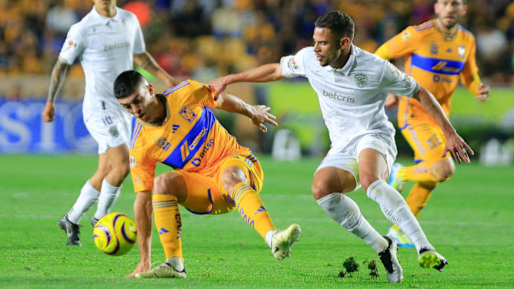 Tigres UANL v FC Juarez - Torneo Clausura 2024 Liga MX