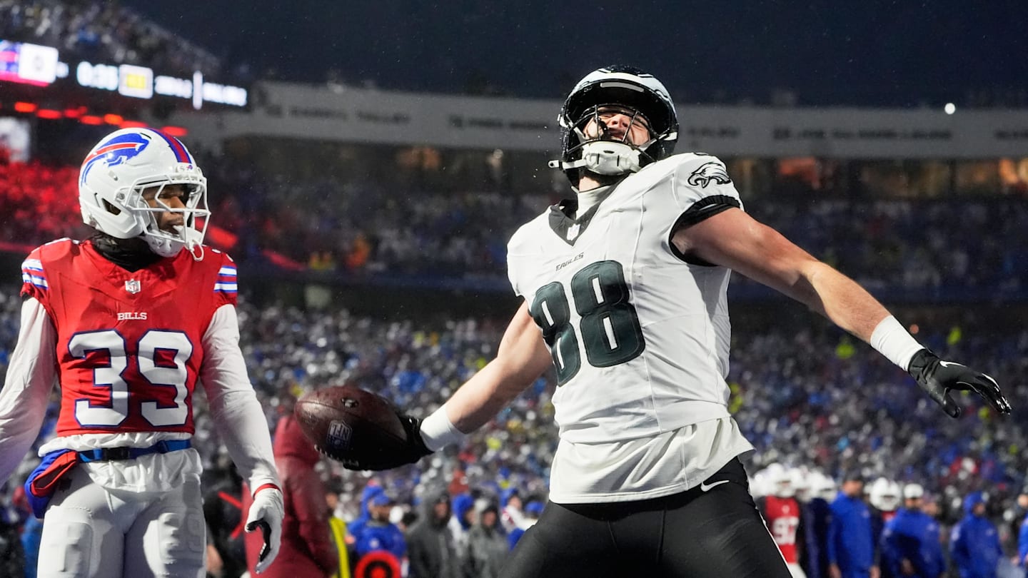 How close is Dallas Goedert to passing Zach Ertz for greatest TE in Eagles history?
