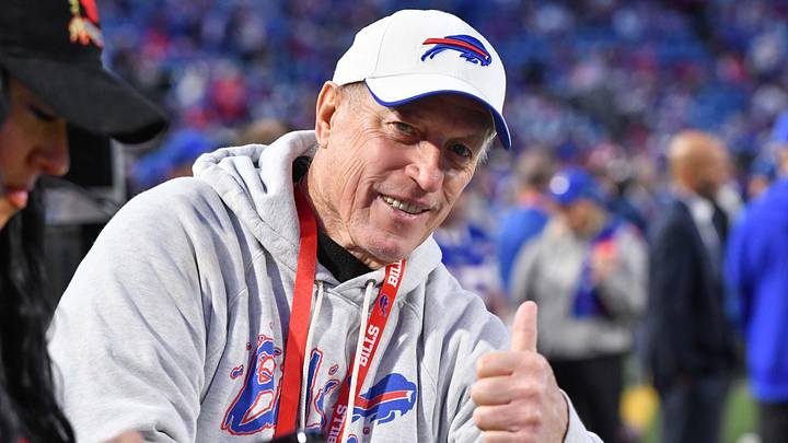 Sep 7, 2025; Orchard Park, New York, USA; NFL Hall of Fame quarterback Jim Kelly on the sidelines before a game between the Buffalo Bills and the Baltimore Ravens at Highmark Stadium. Sep 7, 2025; Orchard Park, New York, USA; NFL Hall of Fame quarterback Jim Kelly on the sidelines before a game between the Buffalo Bills and the Baltimore Ravens at Highmark Stadium.