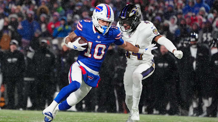 Jan 19, 2025; Orchard Park, New York, USA; Buffalo Bills wide receiver Khalil Shakir (10) runs the ball against Baltimore Ravens cornerback Marlon Humphrey (44) during the second quarter in a 2025 AFC divisional round game at Highmark Stadium. Mandatory Credit: Gregory Fisher-Imagn Images Jan 19, 2025; Orchard Park, New York, USA; Buffalo Bills wide receiver Khalil Shakir (10) runs the ball against Baltimore Ravens cornerback Marlon Humphrey (44) during the second quarter in a 2025 AFC divisional round game at Highmark Stadium. Mandatory Credit: Gregory Fisher-Imagn Images