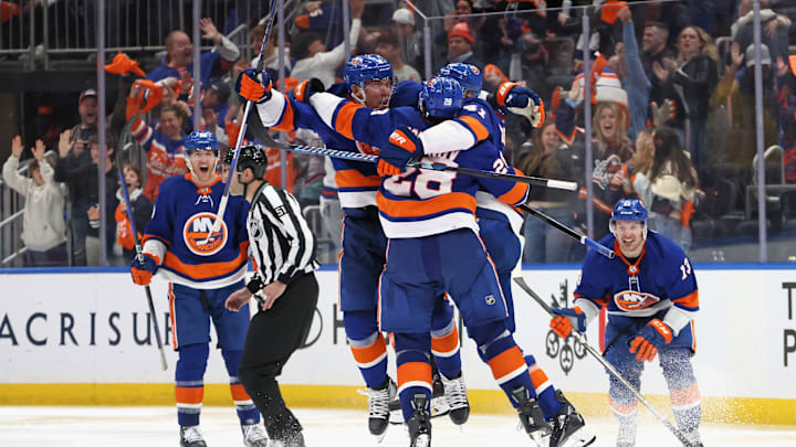 Carolina Hurricanes v New York Islanders - Game Four