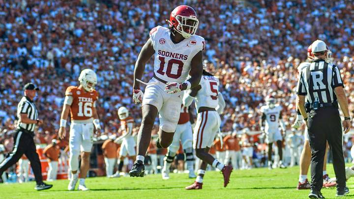 Oklahoma linebacker Kip Lewis celebrates a play against Texas. The Sooners take on the top-ranked Longhorns on Saturday in the Cotton Bowl. Oklahoma linebacker Kip Lewis celebrates a play against Texas. The Sooners take on the top-ranked Longhorns on Saturday in the Cotton Bowl.
