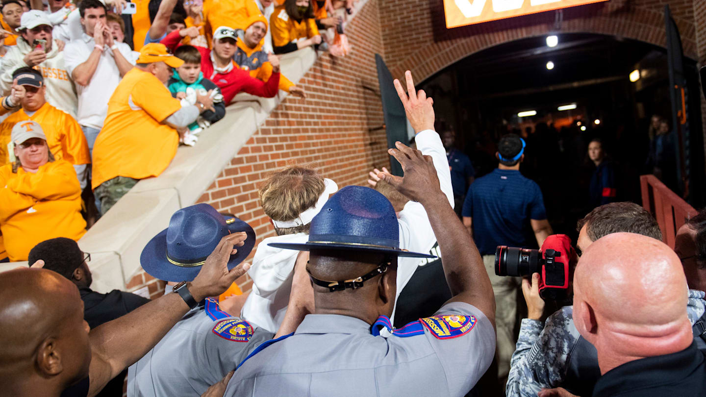 Lane Kiffin Compares the Ole Miss Fan Base's Hate to Tennessee Volunteers Fans