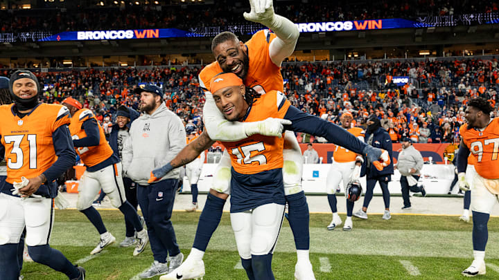 Indianapolis Colts v Denver Broncos