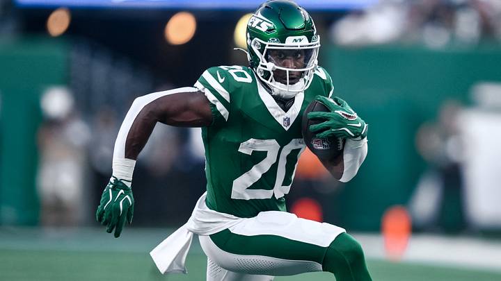 The latest updates surrounding Breece Hall and other offensive contributors are great news for the Jets this week. The latest updates surrounding Breece Hall and other offensive contributors are great news for the Jets this week.