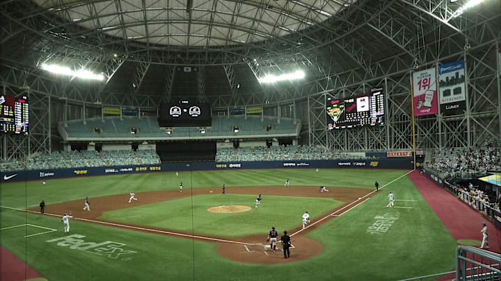 Lotte Giants v Kiwoom Heroes