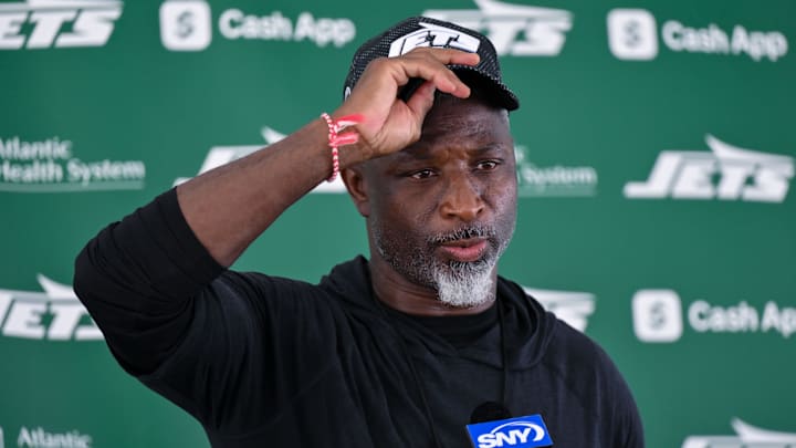 Jul 25, 2025; Florham Park, NJ, USA; New York Jets head coach Aaron Glenn speaks to the media during training camp at Atlantic Health Jets Training Center. Mandatory Credit: John Jones-Imagn Images Jul 25, 2025; Florham Park, NJ, USA; New York Jets head coach Aaron Glenn speaks to the media during training camp at Atlantic Health Jets Training Center. Mandatory Credit: John Jones-Imagn Images