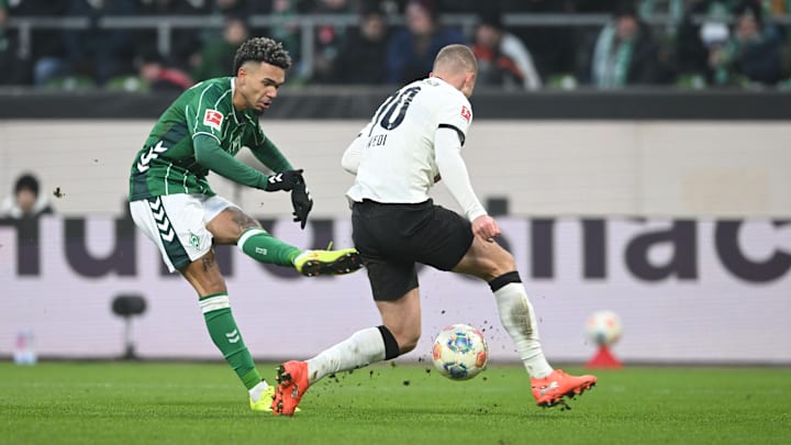 Justin Njinmah steckt mit Werder Bremen im Abstiegskampf
