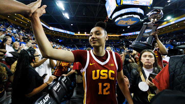 USC v UCLA