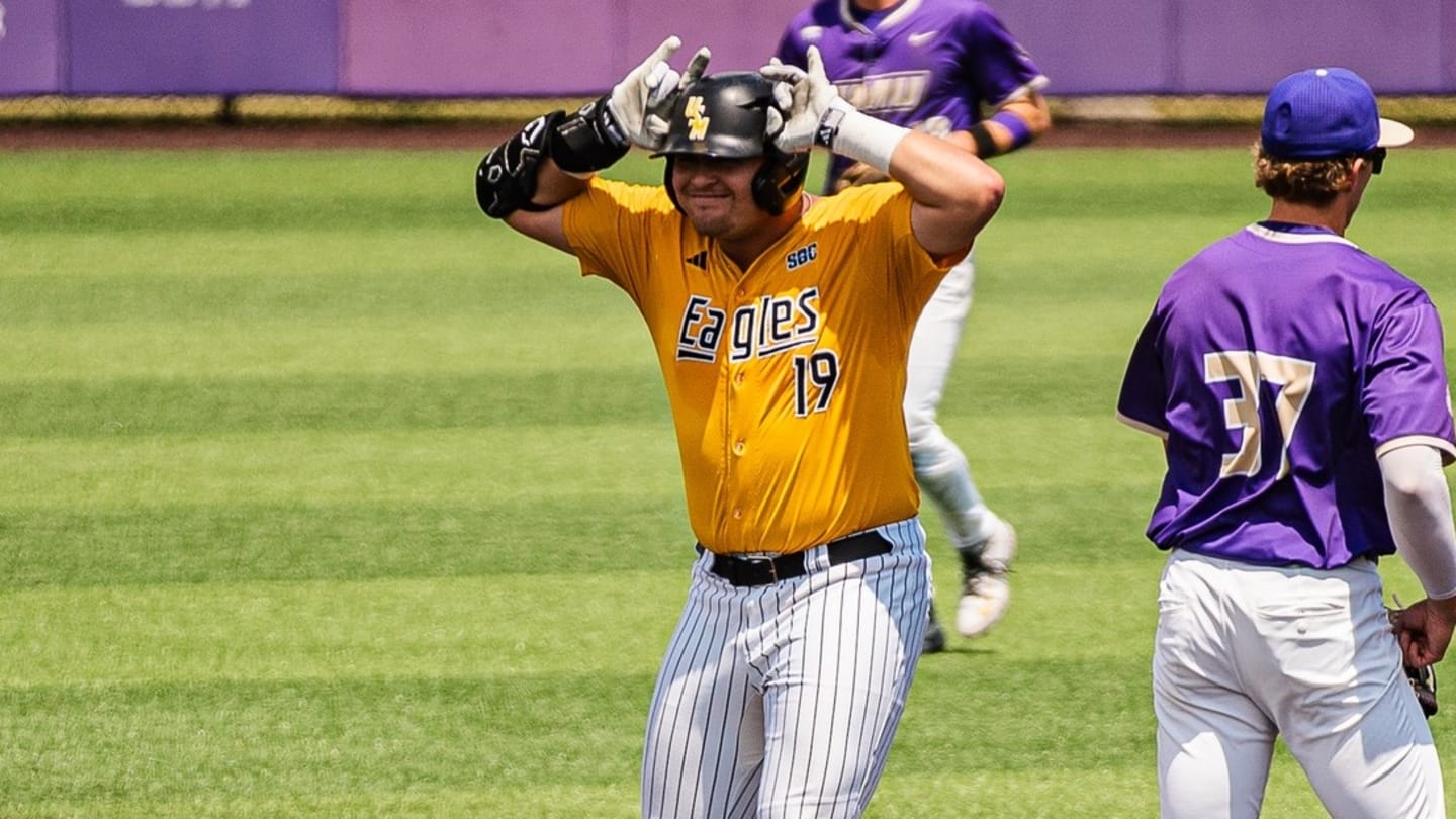 'Swagger Back': No. 8 USM Playing at High Level Ahead of Finale vs. Georgia Southern