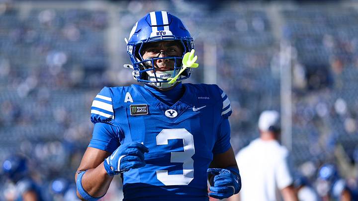 BYU safety Raider Damuni warms up for Utah Tech game BYU safety Raider Damuni warms up for Utah Tech game