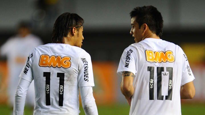 Neymar vai reencontrar Felipe Anderson, agora rival