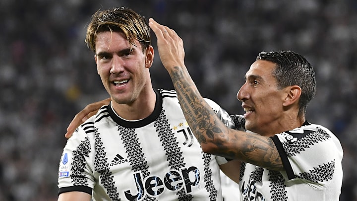 Dusan Vlahovic avec Angel Di Maria