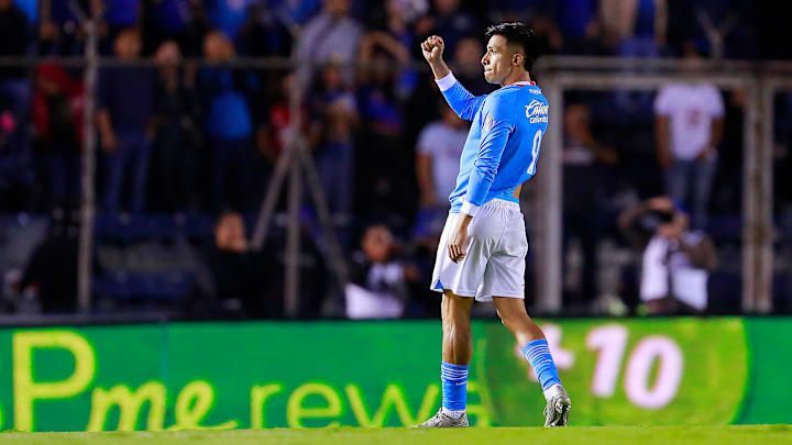 Cruz Azul v Tigres UANL - Torneo Apertura 2024 Liga MX