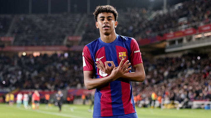 Yamal está pronto para mais um jogo do Barça