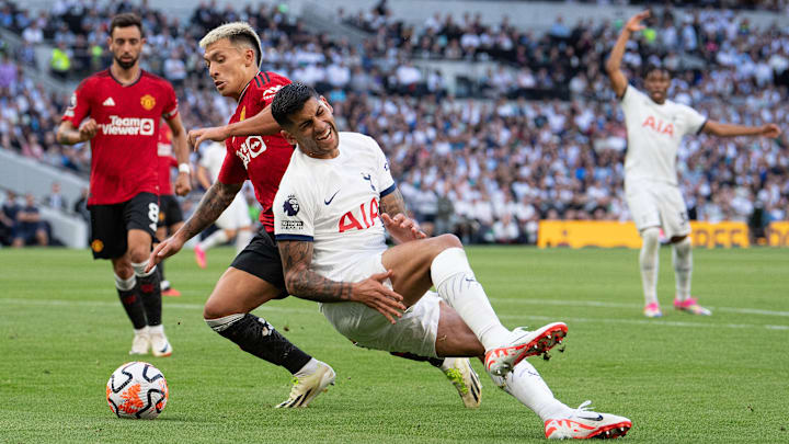 Tottenham Hotspur v Manchester United - Premier League