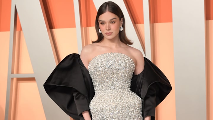 Hailee Steinfeld at the 2025 Vanity Fair Oscars Party in Los Angeles, California. 