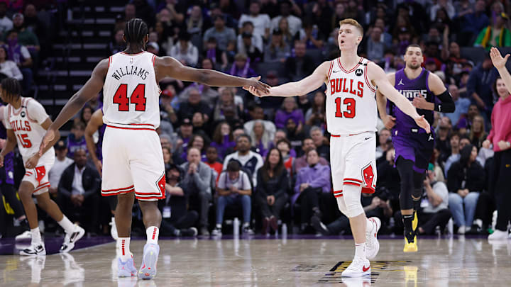 Chicago Bulls v Sacramento Kings