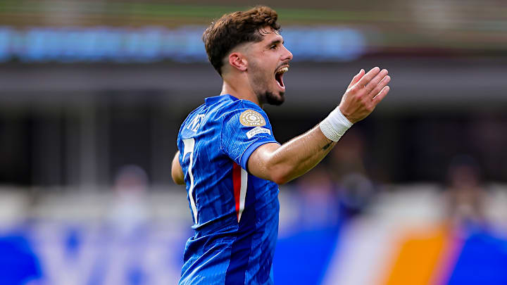 Pedro Neto trabalhou com Abel Ferreira, atual técnico do Palmeiras, no início da carreira quando defendia o Braga