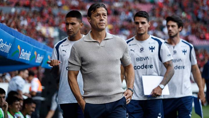 Matías Almeyda afronta su primer torneo al mando de Rayados Matías Almeyda afronta su primer torneo al mando de Rayados