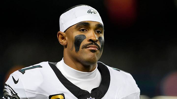 Jalen Hurts se pierde lo que resta de la temporada con los Philadelphia Eagles. Jalen Hurts se pierde lo que resta de la temporada con los Philadelphia Eagles.