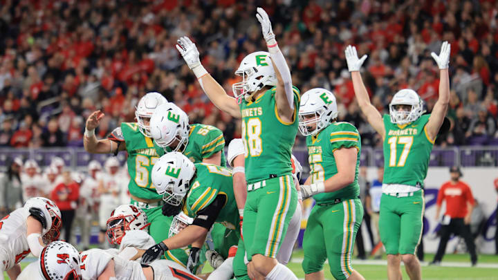 Edina fell to Centennial in the 2023 MSHSL Prep Bowl. The Hornets will look to defeat the No. 1 Maple Grove Hornets on Thursday, November 7, 2024. Photo by Jeff Lawler
