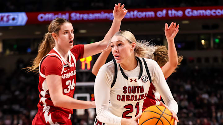 Clemson adds another versatile weapon, bringing size and shooting to Shawn Poppie's revamped roster.