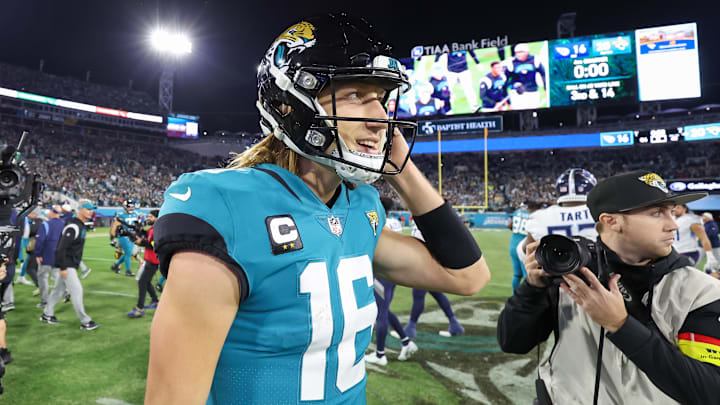 Trevor Lawrence celebró la remontada de los Jaguars 