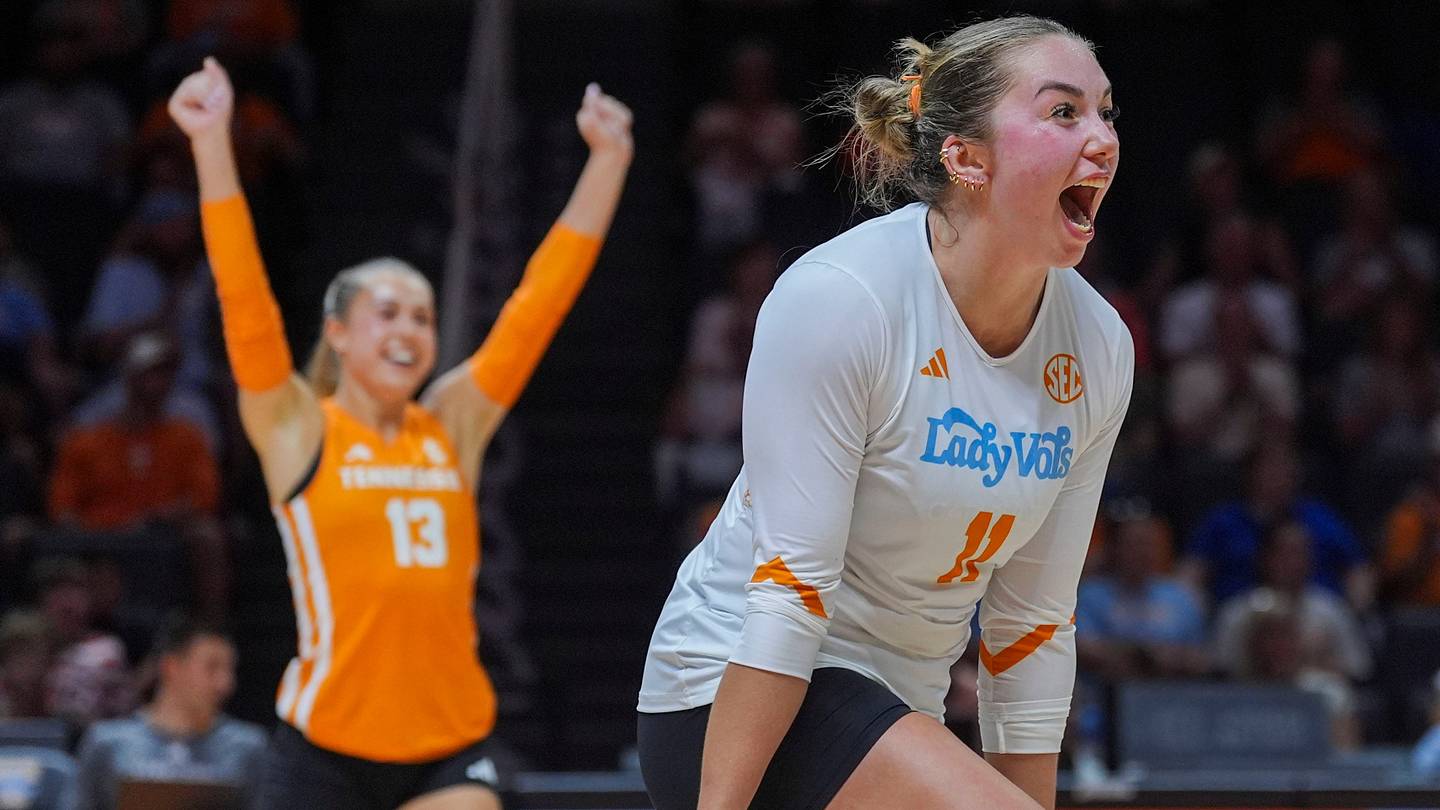 Tennessee Volleyball Pulls Off Incredible Comeback over Rivals Kentucky