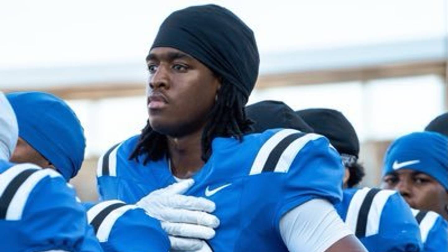 North Crowley Star Changes Commitment Ahead of Duncanville Showdown