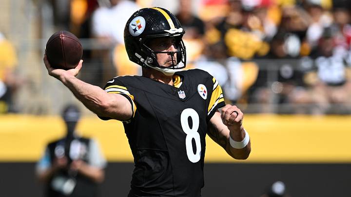Sep 13, 2026; Pittsburgh, Pennsylvania, USA; Pittsburgh Steelers quarterback Aaron Rodgers (8) throws during the second quarter against the Atlanta Falcons at Acrisure Stadium. Mandatory Credit: Barry Reeger-Imagn Images Sep 13, 2026; Pittsburgh, Pennsylvania, USA; Pittsburgh Steelers quarterback Aaron Rodgers (8) throws during the second quarter against the Atlanta Falcons at Acrisure Stadium. Mandatory Credit: Barry Reeger-Imagn Images