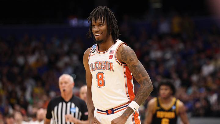 Clemson forward Dallas Thomas (8) emerged in the program's three-game stretch in Italy over the last two weeks.